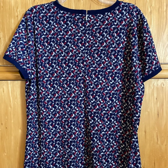 Ladies’ Lauren printed stretch tee - Picture 2 of 6